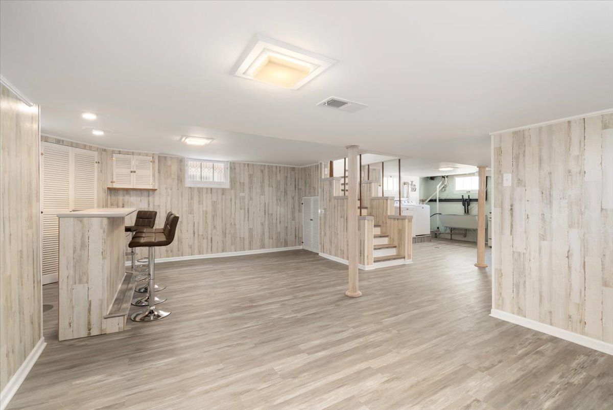 5152 S Lawler Street, Chicago, IL 60638