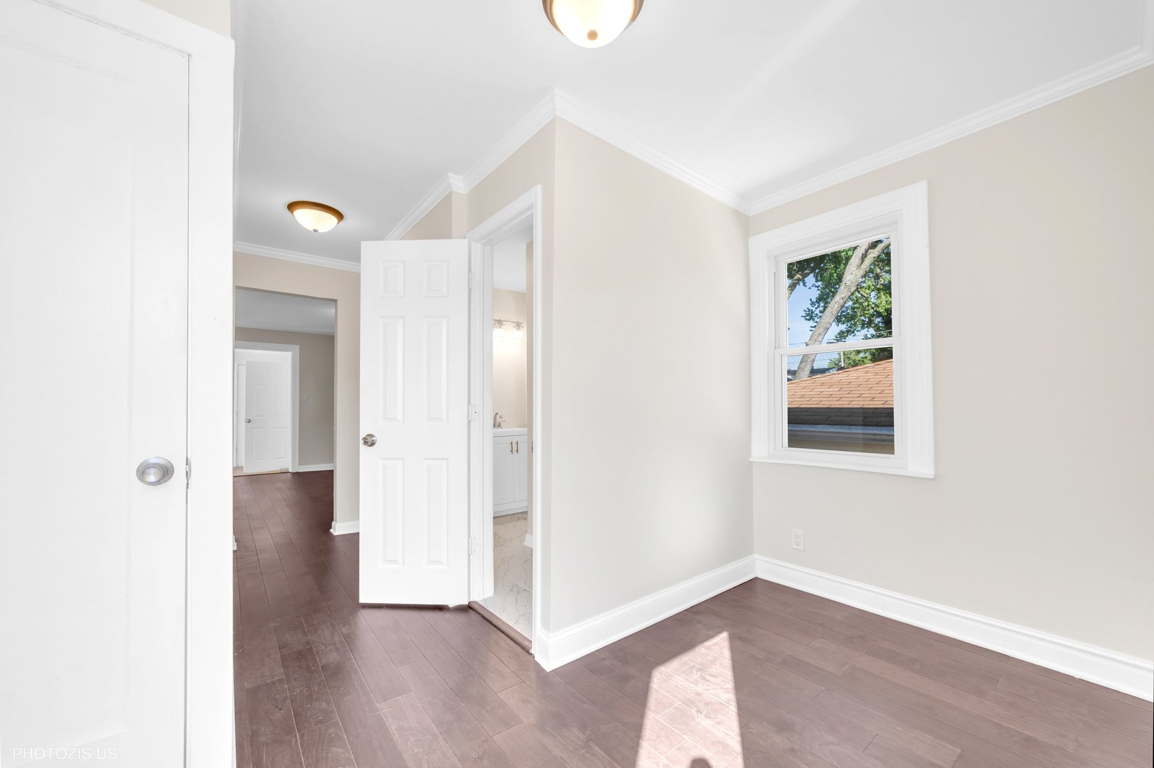 3649 N Overhill Avenue, Chicago, IL 60634