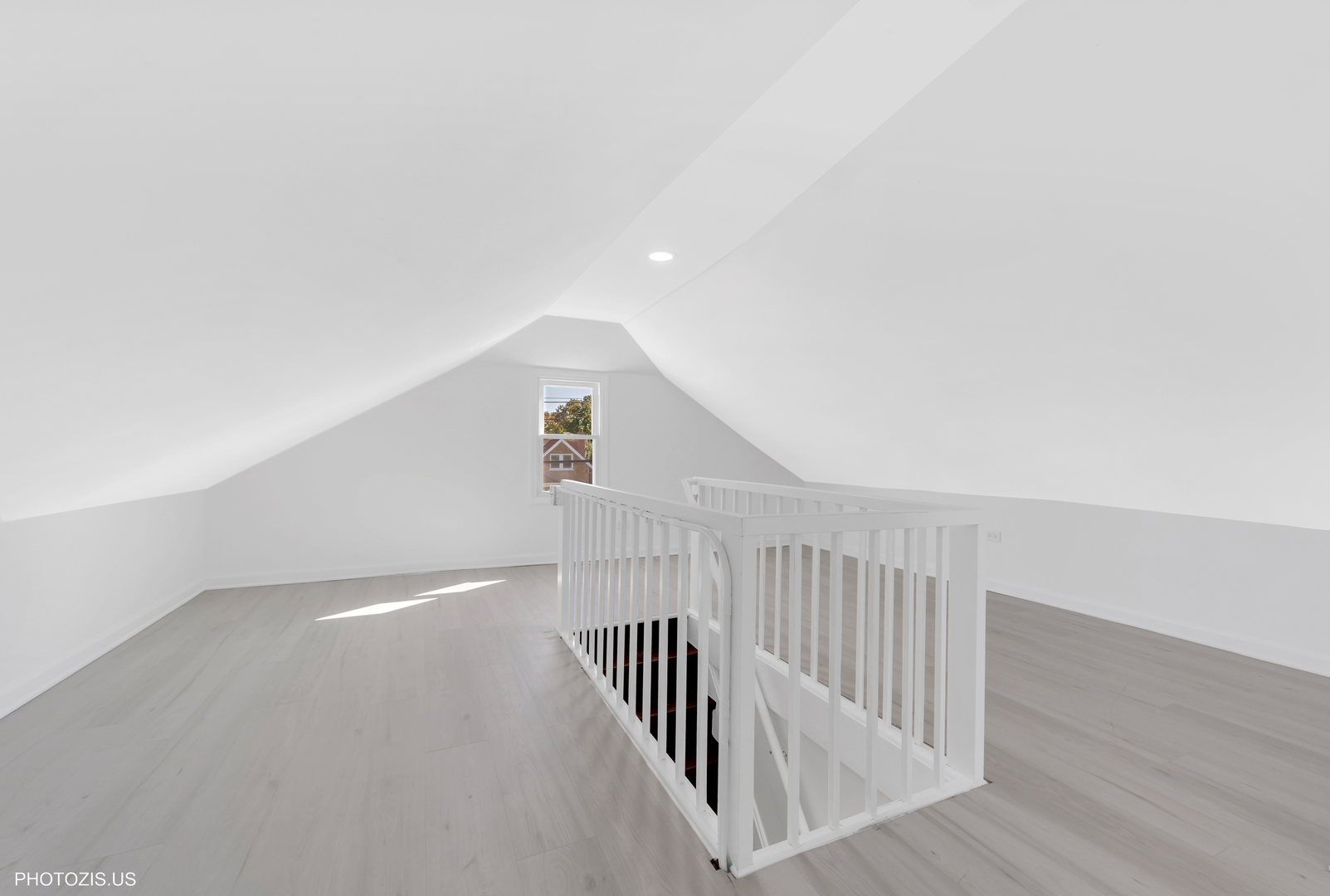 3649 N Overhill Avenue, Chicago, IL 60634