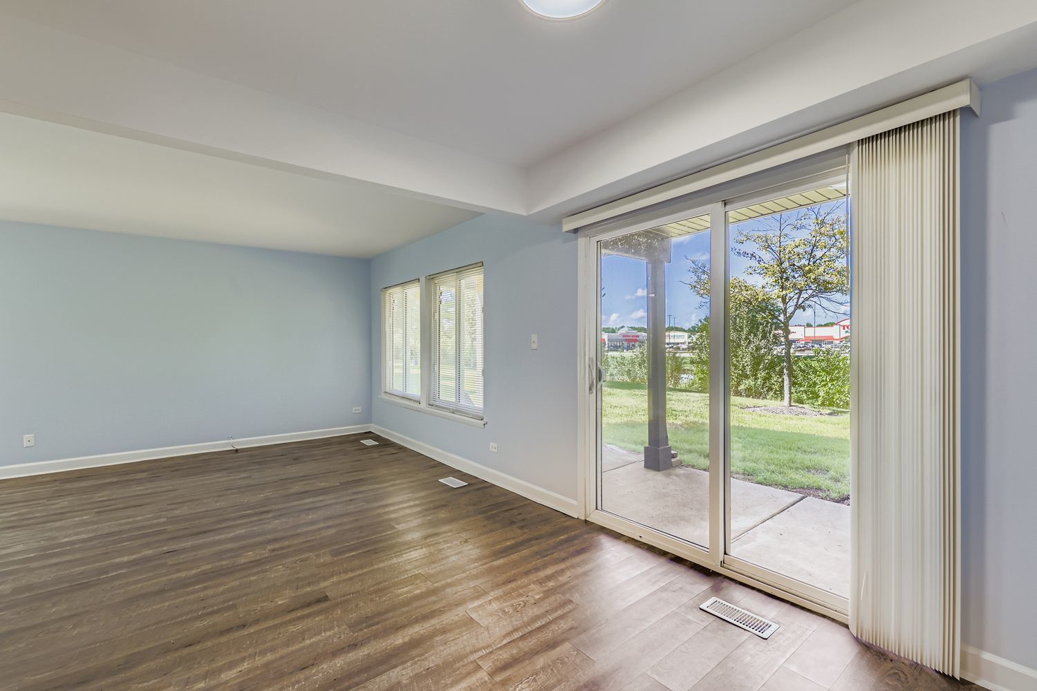 7526 Bristol Lane #2, Hanover Park, IL 60133