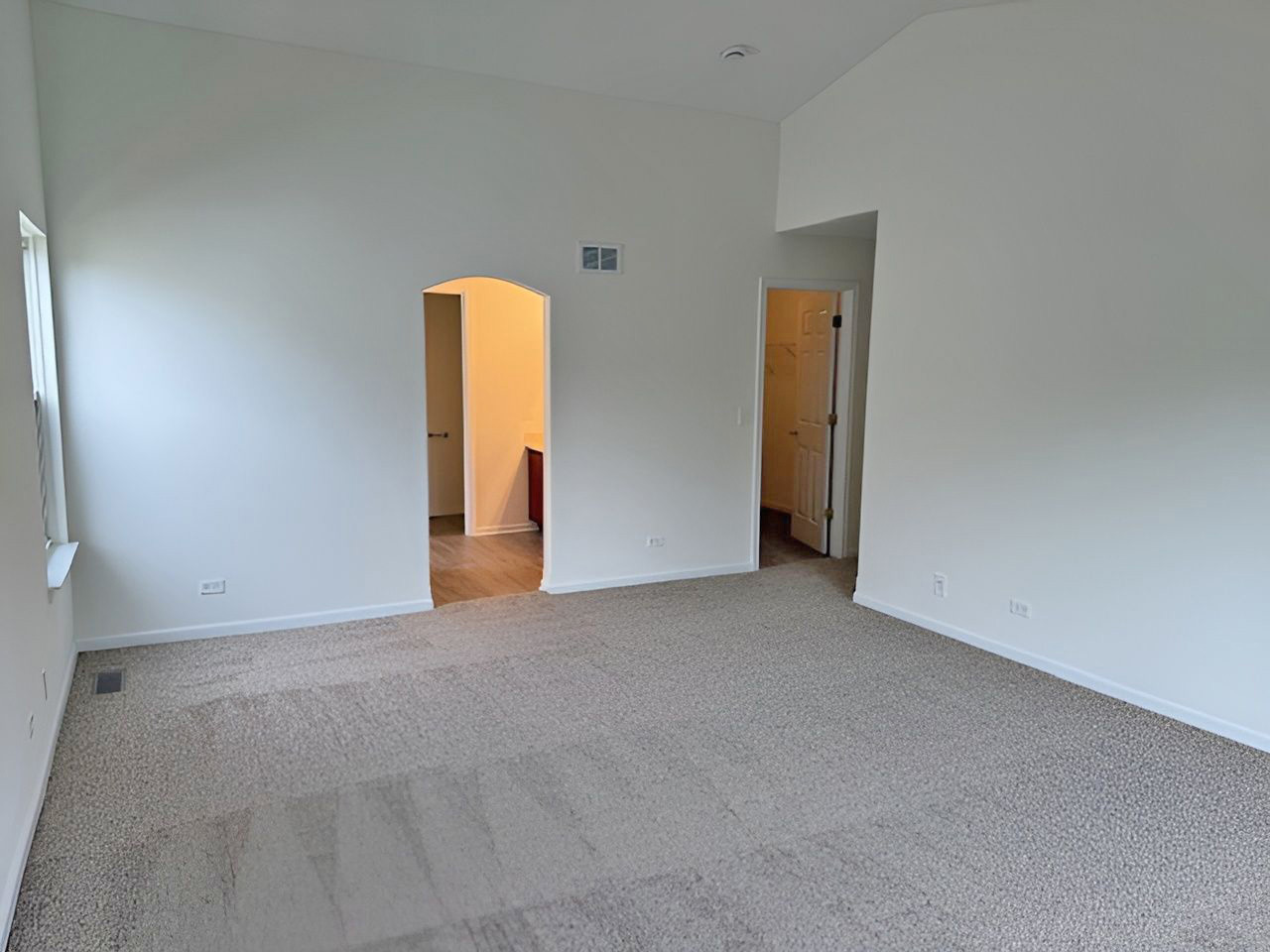 782 Cameron Drive, Antioch, IL 60002