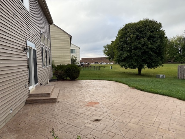 782 Cameron Drive, Antioch, IL 60002