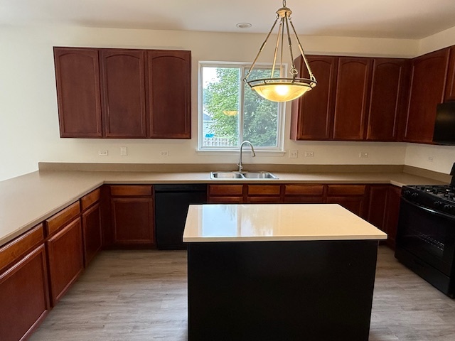 782 Cameron Drive, Antioch, IL 60002