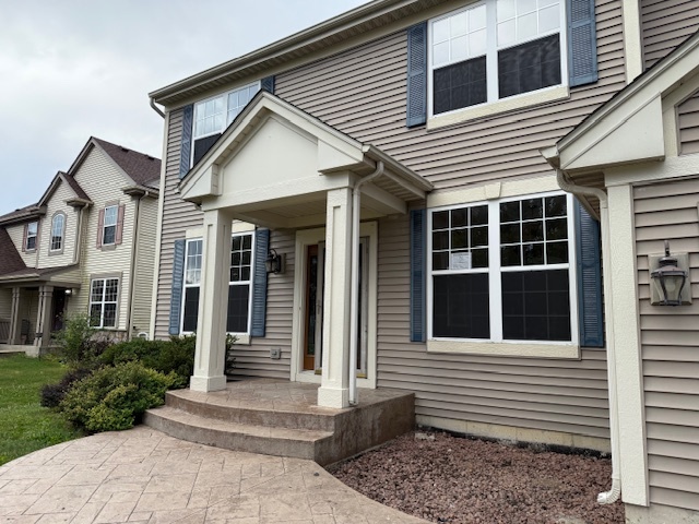 782 Cameron Drive, Antioch, IL 60002
