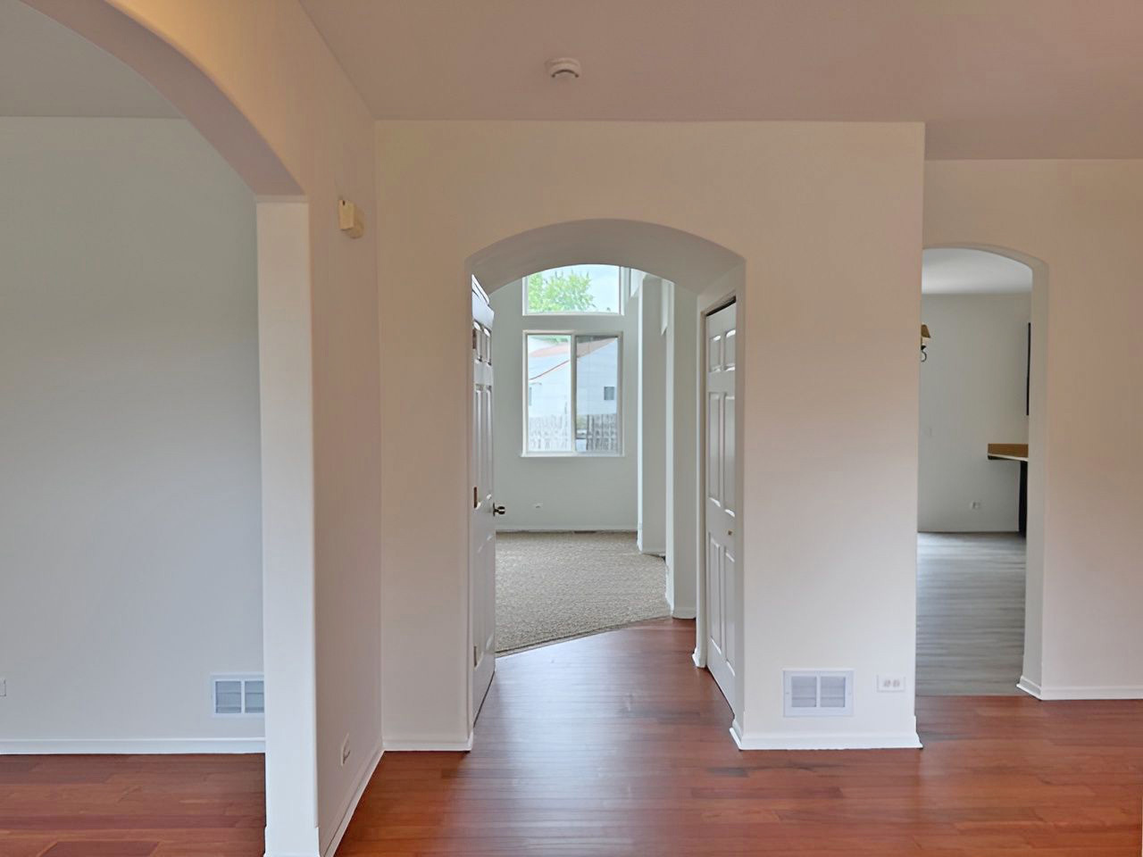 782 Cameron Drive, Antioch, IL 60002