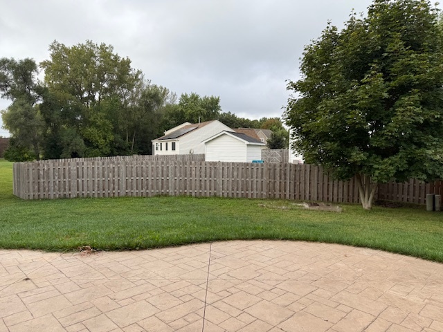 782 Cameron Drive, Antioch, IL 60002
