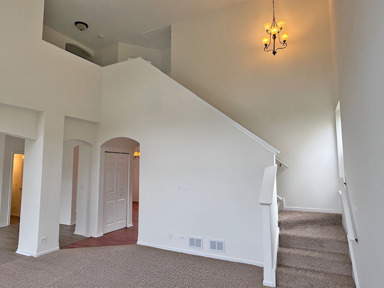 782 Cameron Drive, Antioch, IL 60002