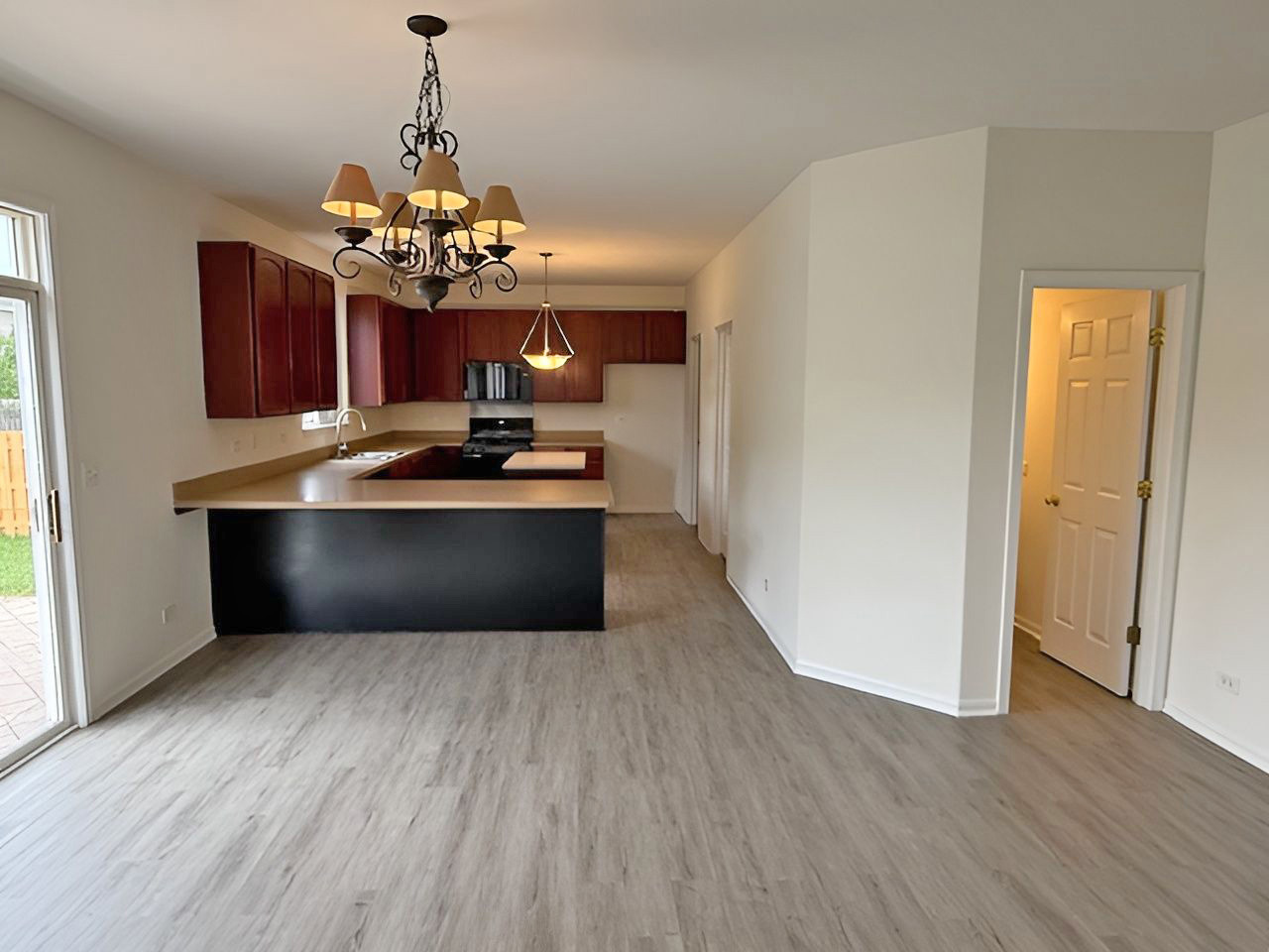 782 Cameron Drive, Antioch, IL 60002