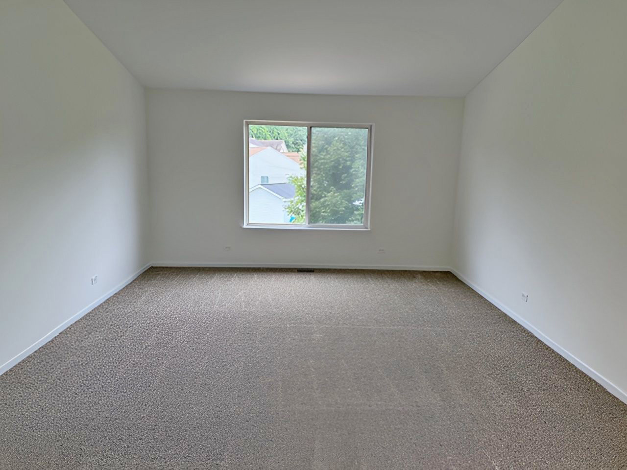 782 Cameron Drive, Antioch, IL 60002