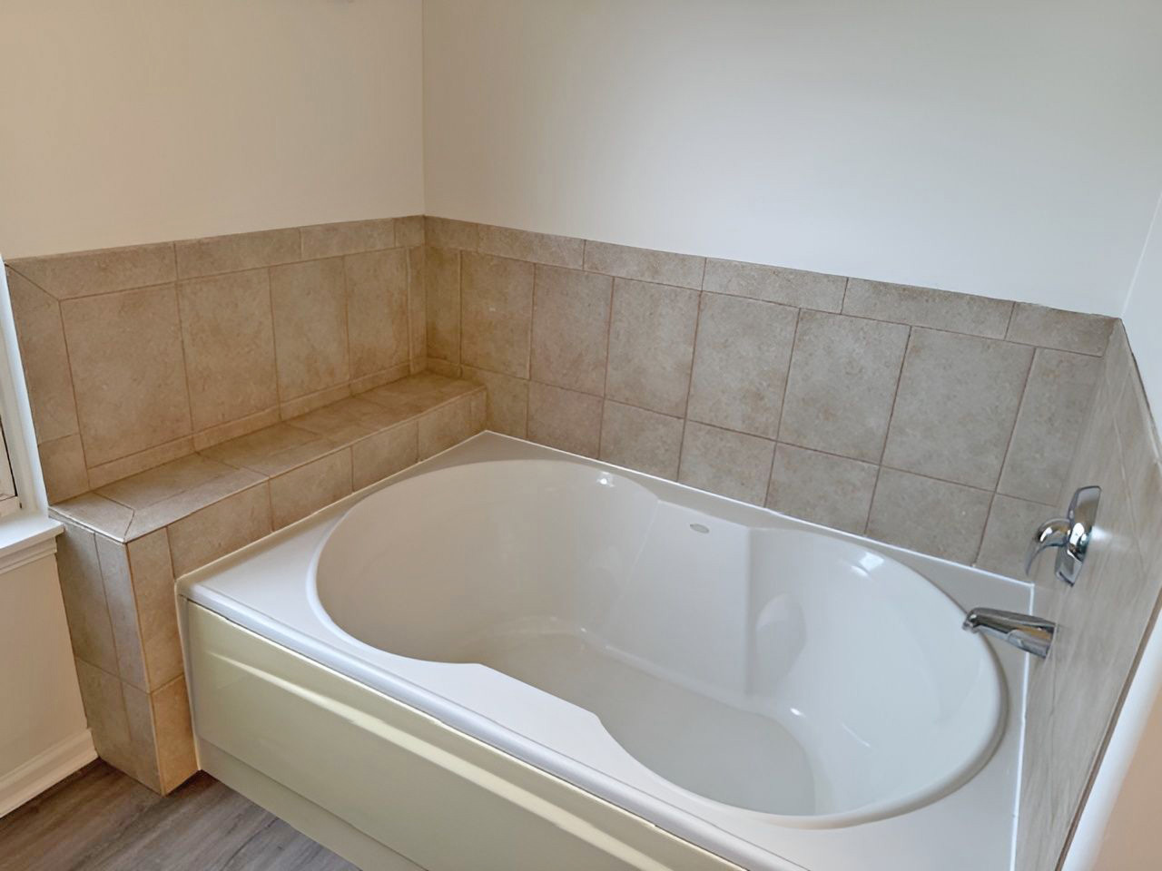 782 Cameron Drive, Antioch, IL 60002