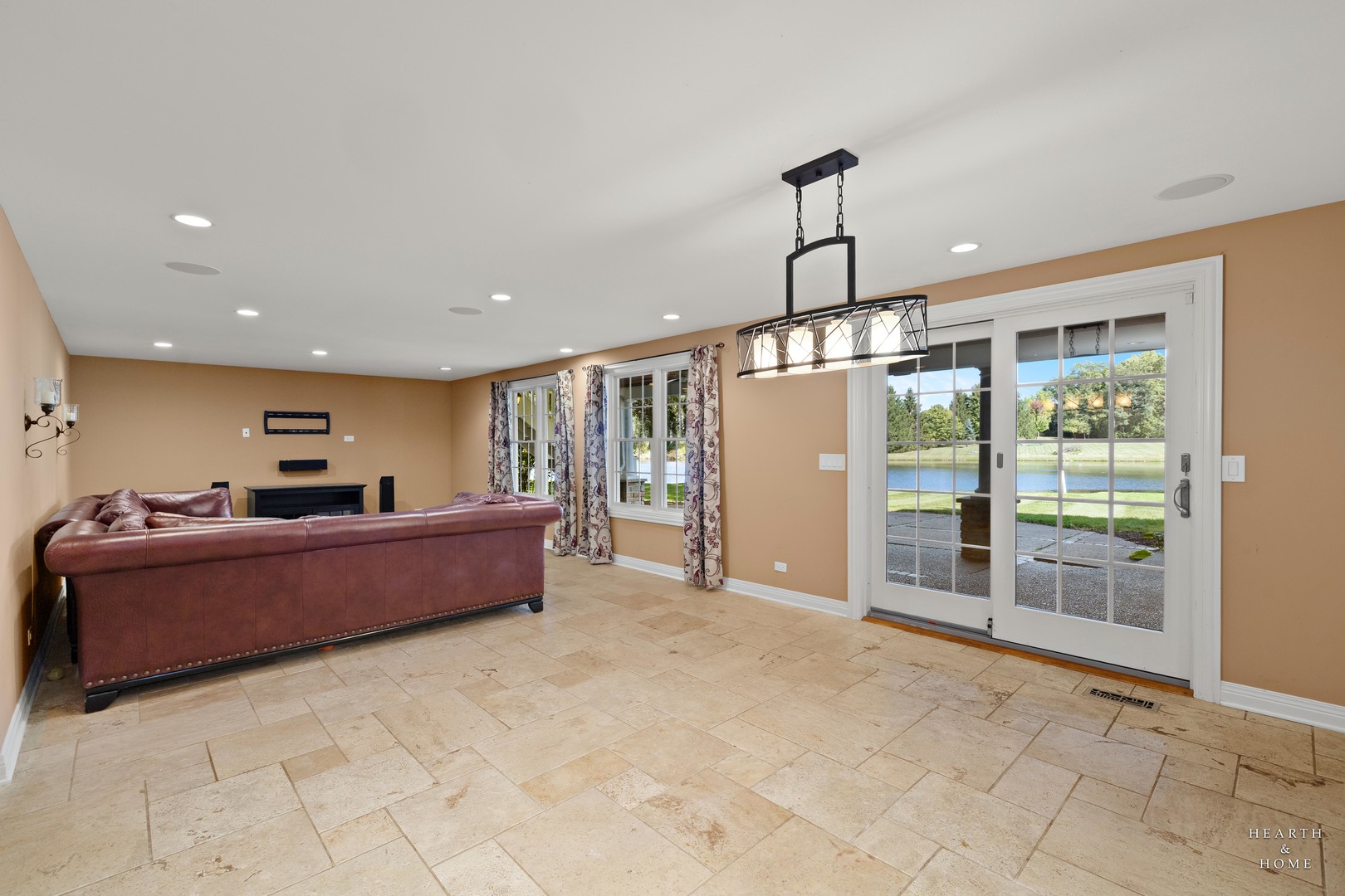 660 Masland Court, North Barrington, IL 60010