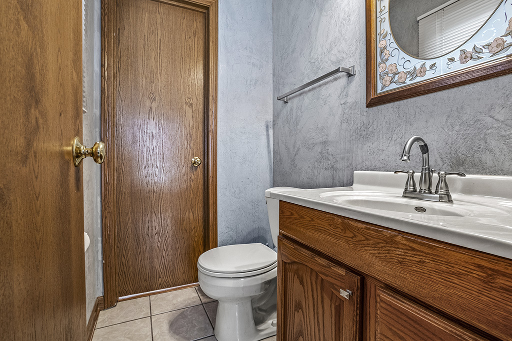 808 COVE Avenue, Lockport, IL 60441