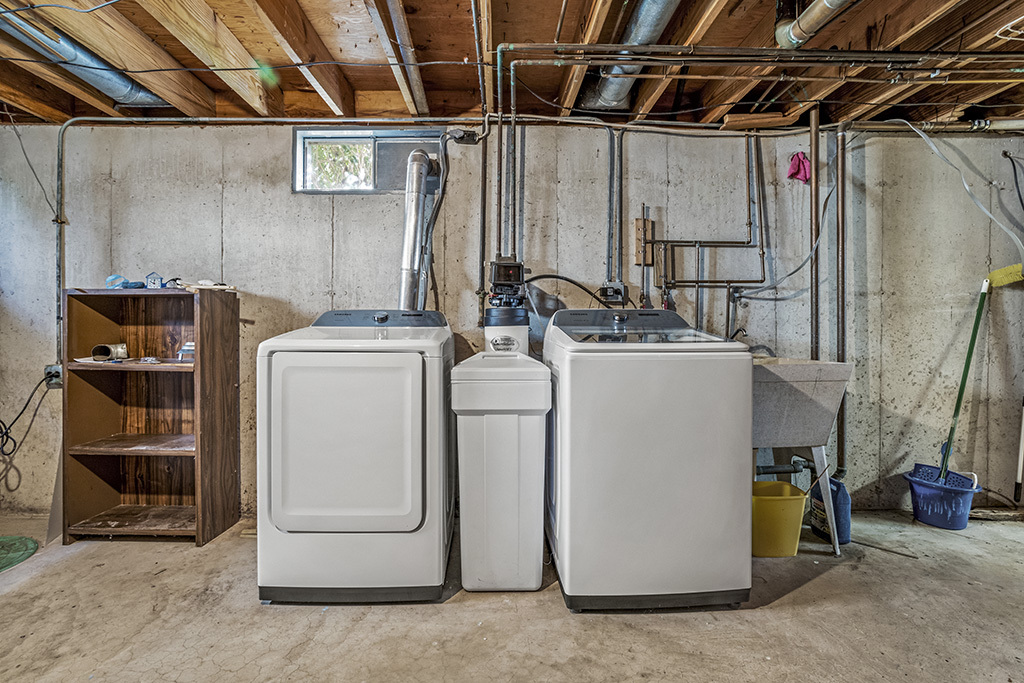 808 COVE Avenue, Lockport, IL 60441