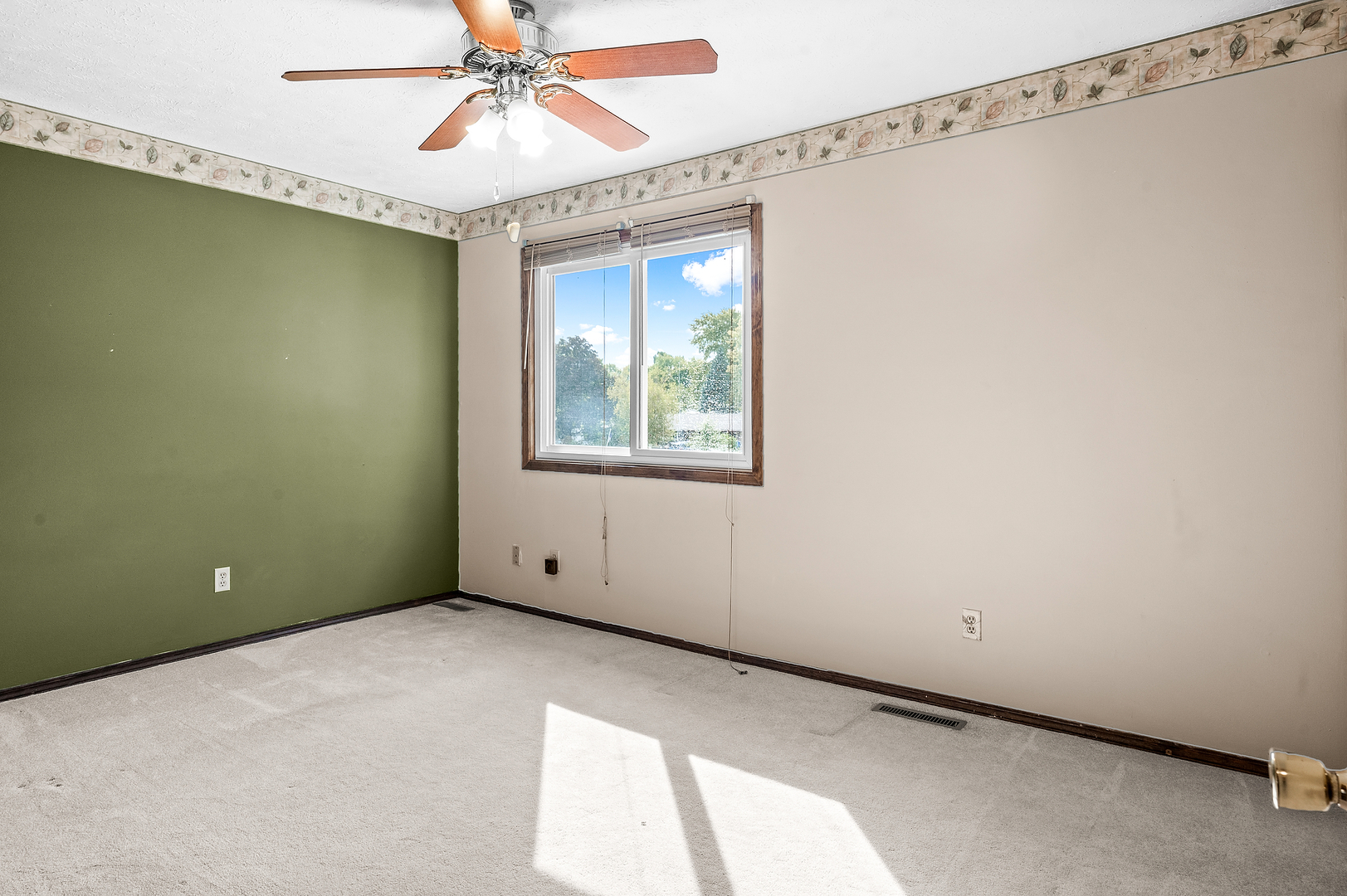 1402 Keller Road, Normal, IL 61761