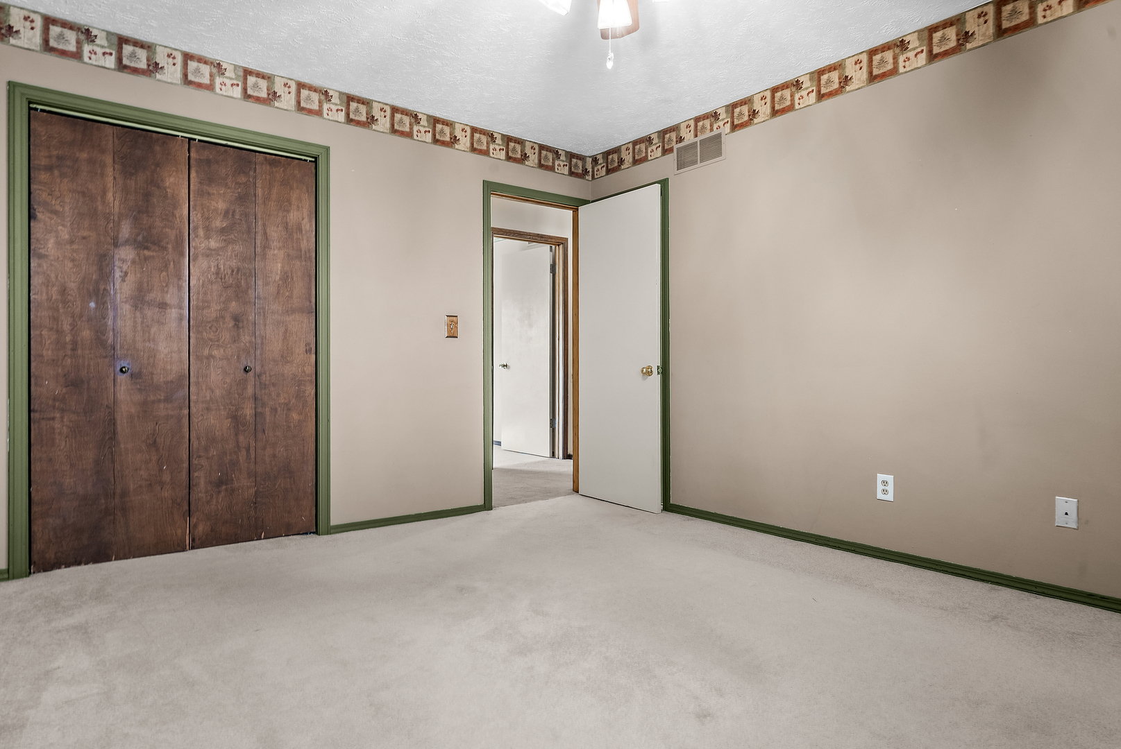 1402 Keller Road, Normal, IL 61761