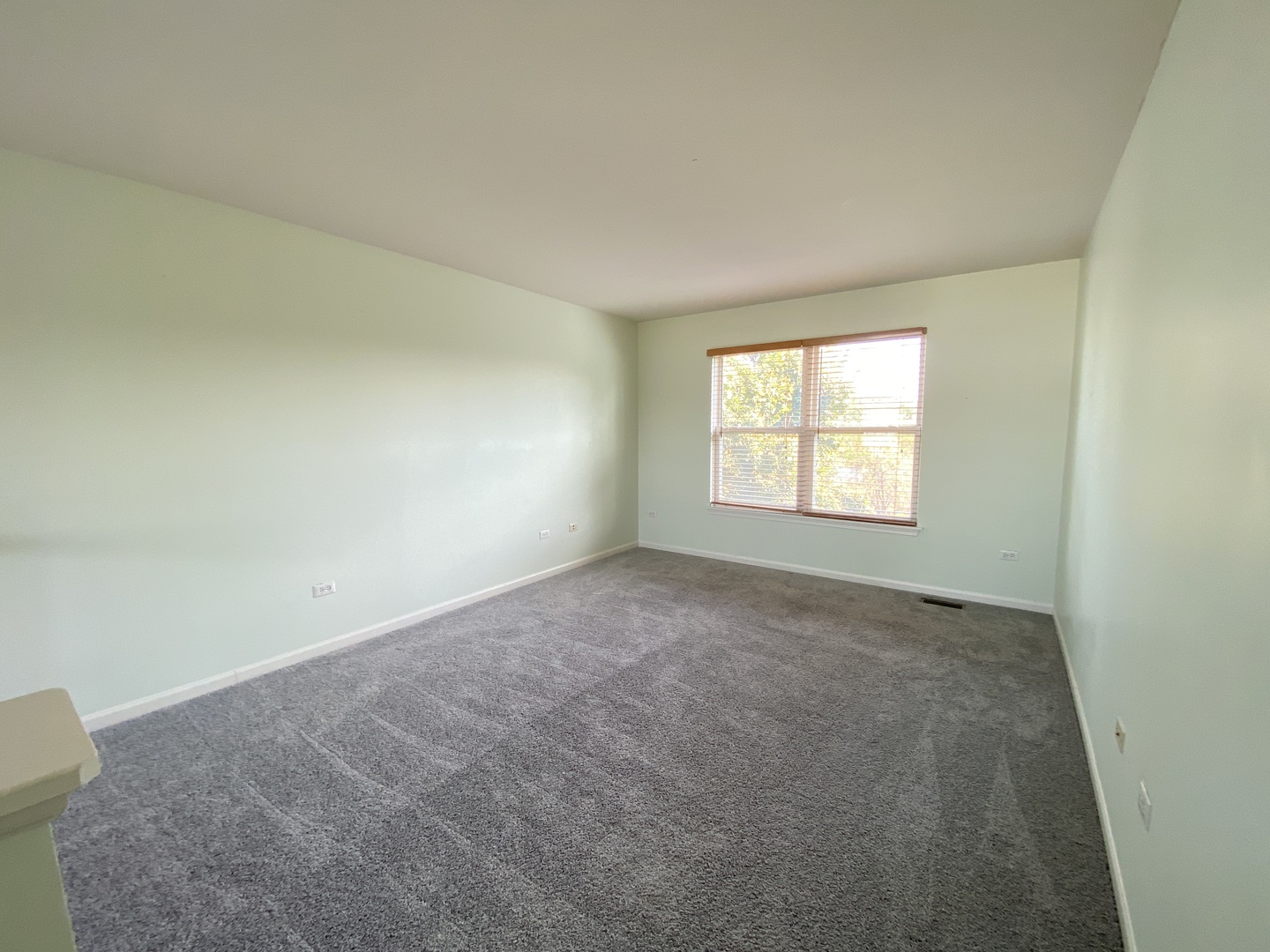 1659 S Candlestick Way, Waukegan, IL 60085