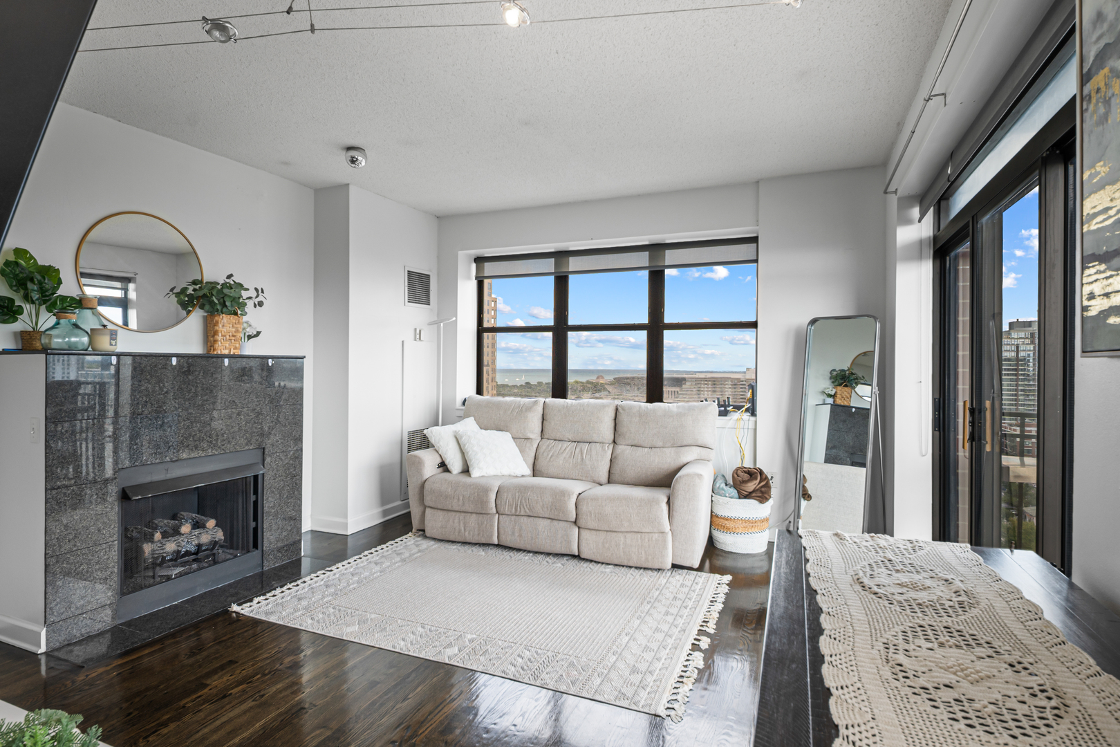 1529 S STATE Street #18B, Chicago, IL 60605