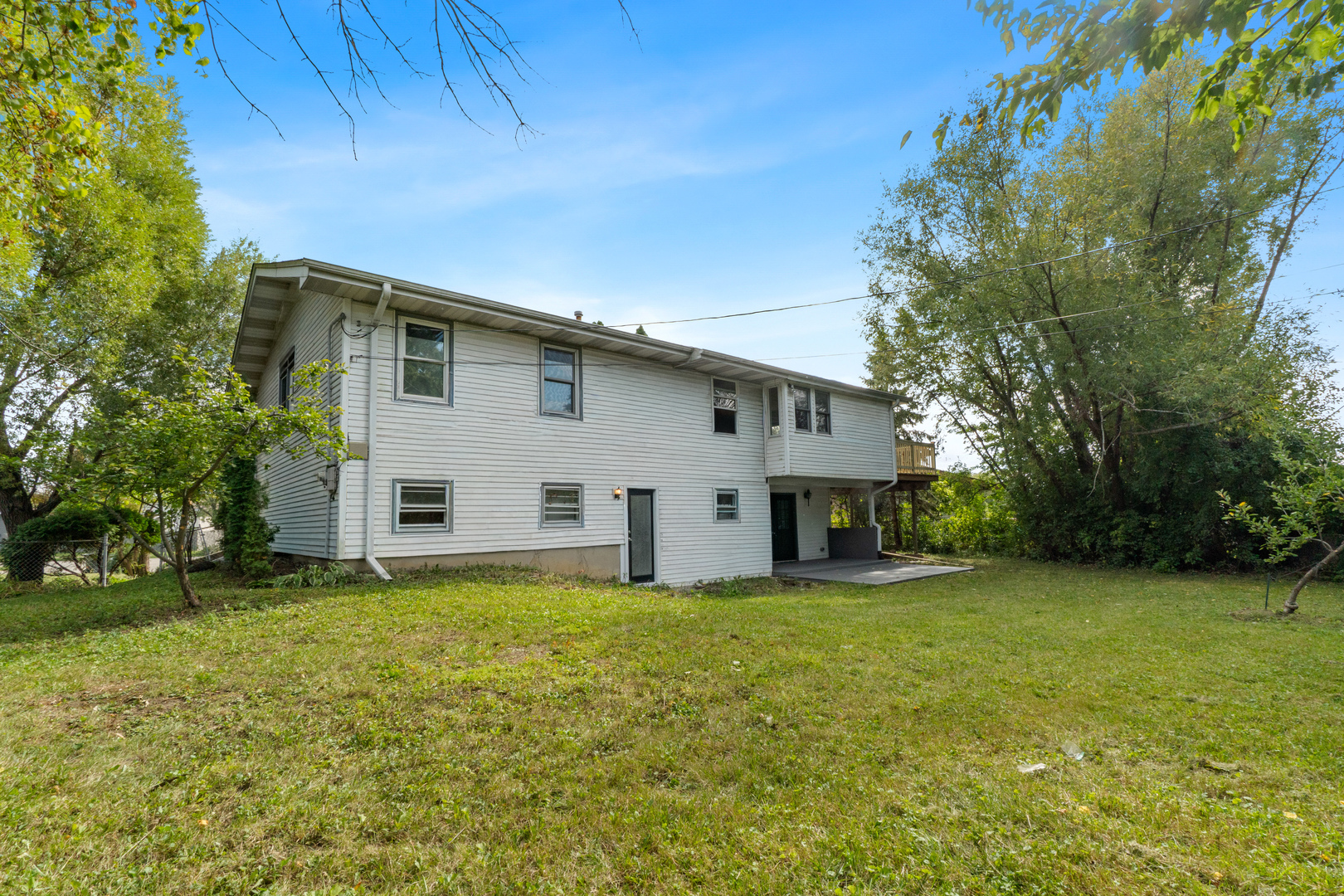 1180 Cobble Hill Court, Hoffman Estates, IL 60169