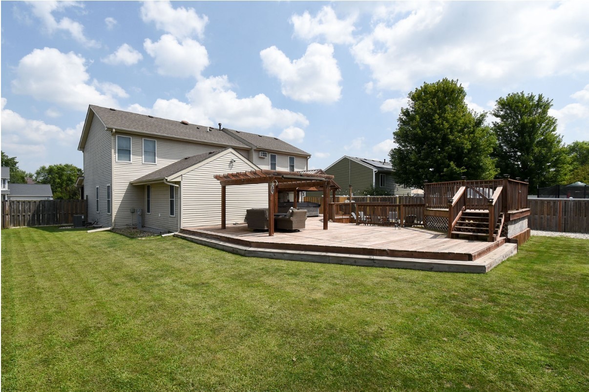 615 Cartwright Trail, McHenry, IL 60050