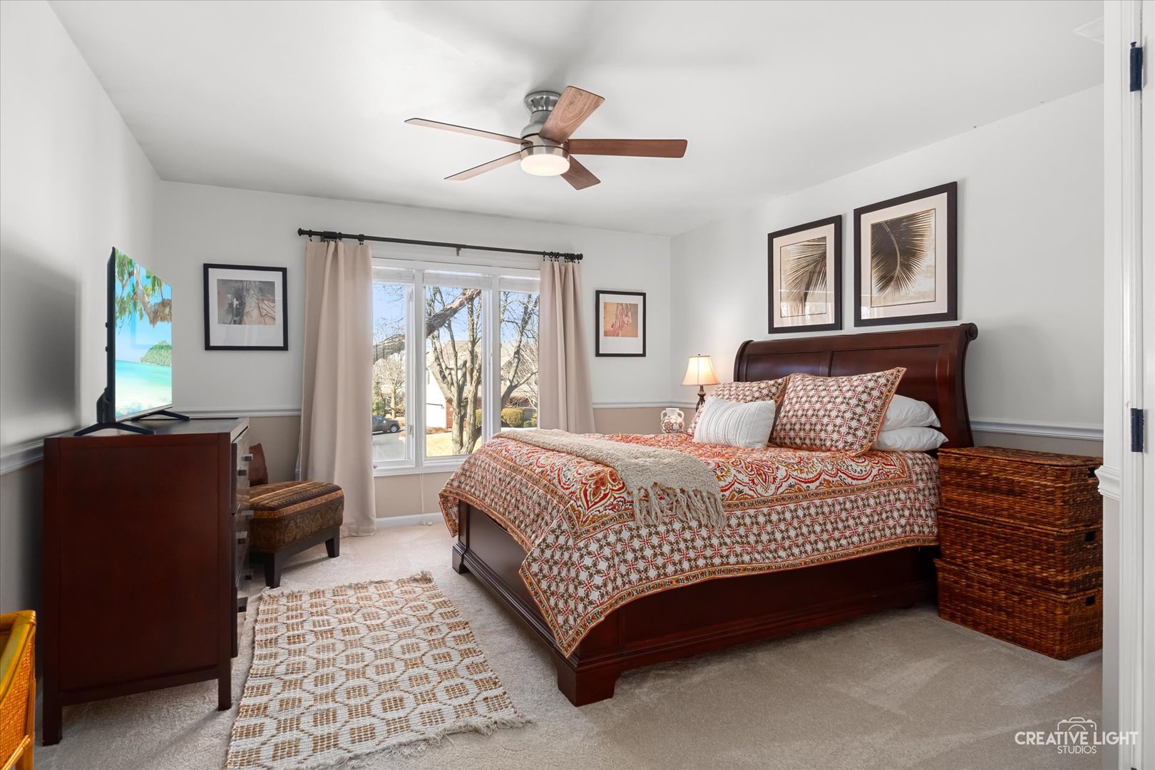 982 Jennifer Court, Sugar Grove, IL 60554