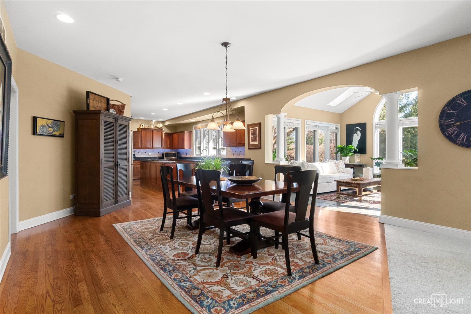 982 Jennifer Court, Sugar Grove, IL 60554