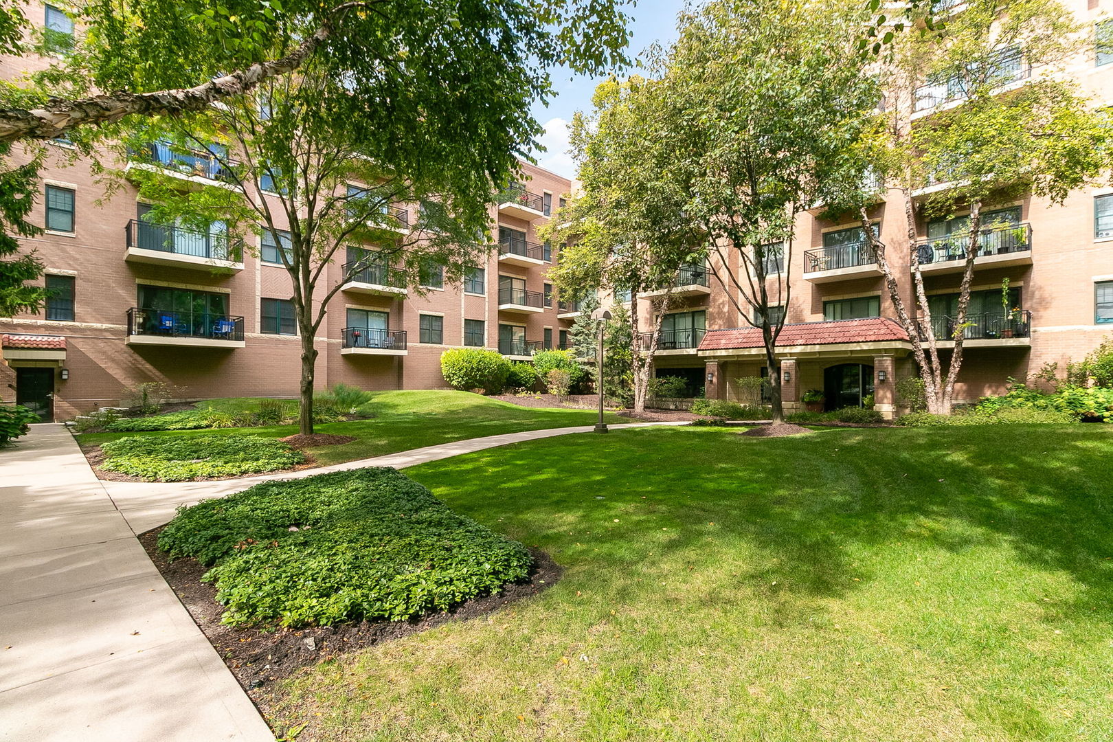 5100 W 96TH Street #442, Oak Lawn, IL 60453