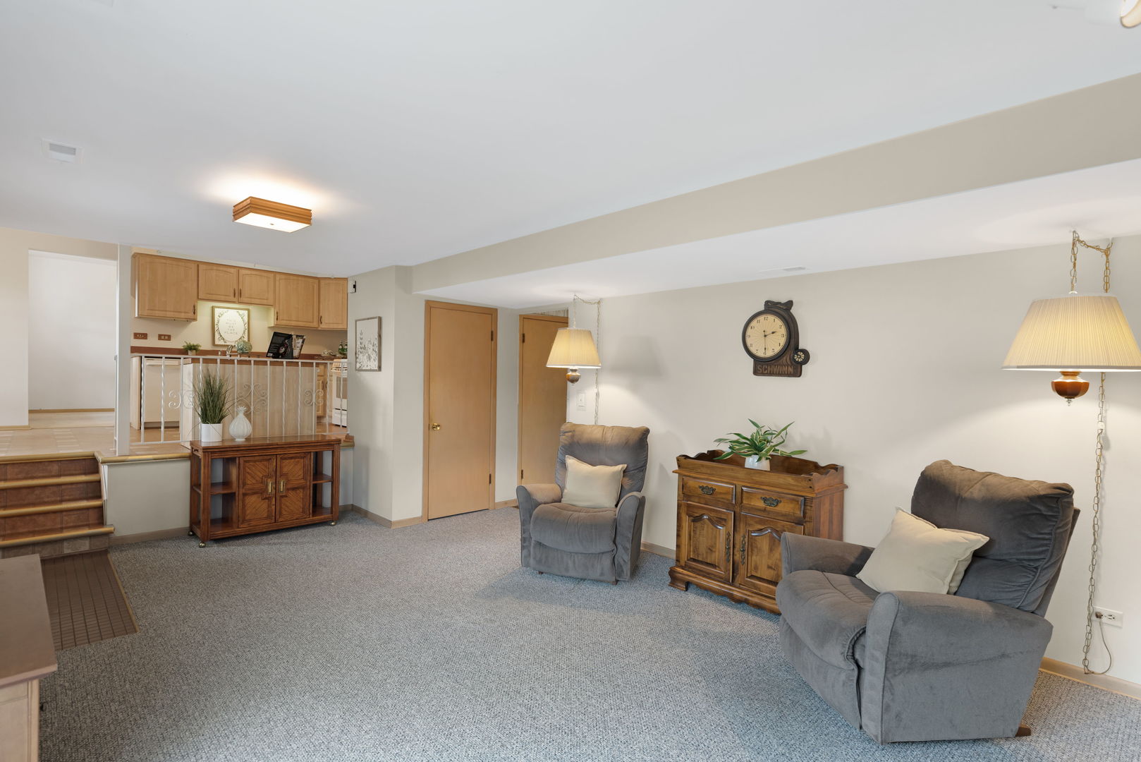 147 Lance Drive, Des Plaines, IL 60016