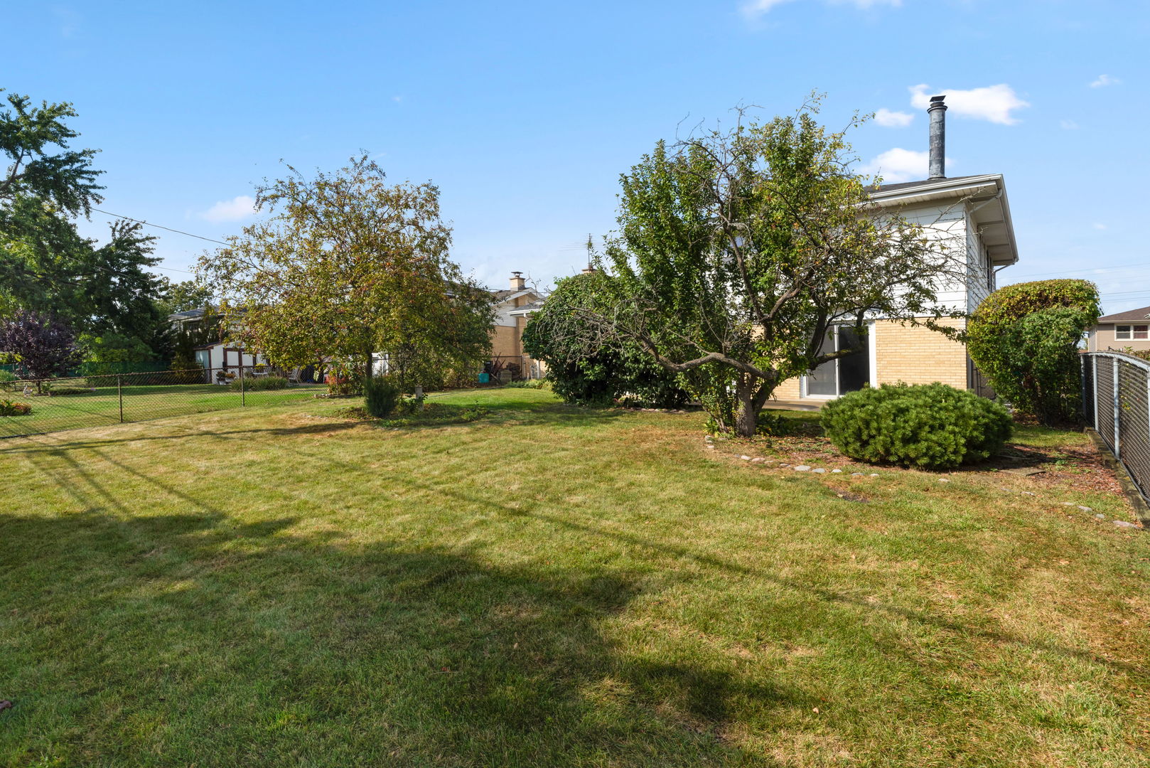 147 Lance Drive, Des Plaines, IL 60016