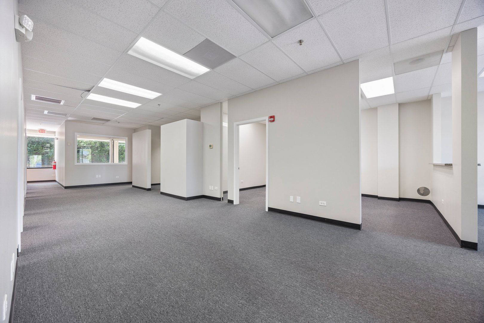 1111 Burlington Avenue #105, Lisle, IL 60532