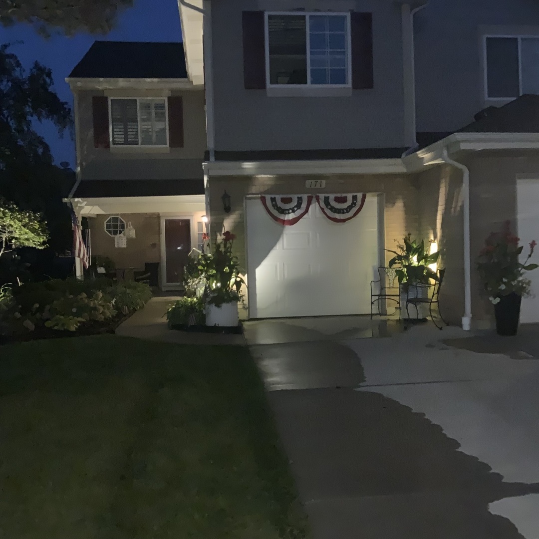 171 Sierra Pass, Schaumburg, IL 60194