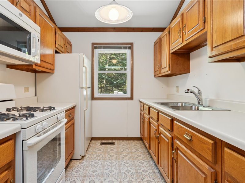 1323 Auburn Avenue, Naperville, IL 60565