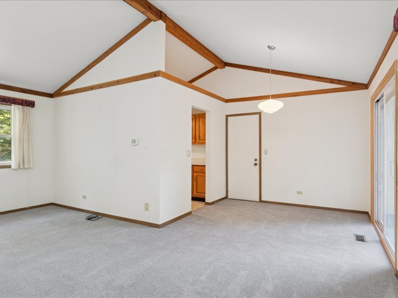 1323 Auburn Avenue, Naperville, IL 60565