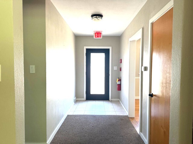 704 E 9TH Street, Lockport, IL 60441