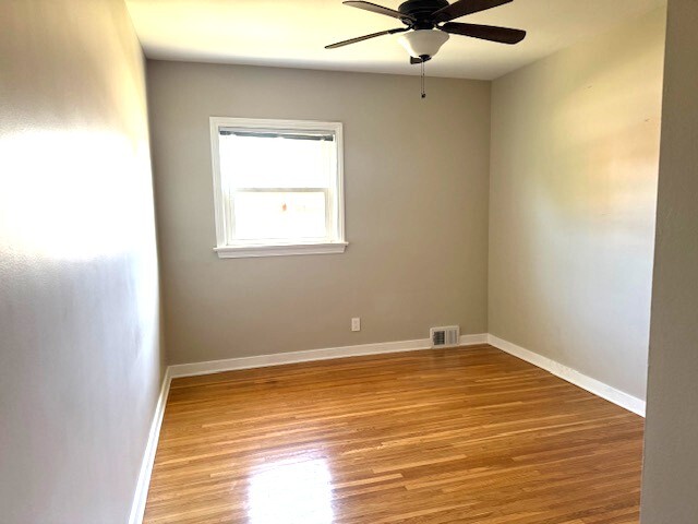 704 E 9TH Street, Lockport, IL 60441