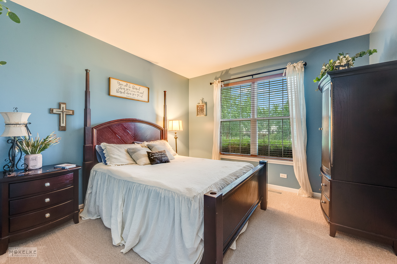 403 Wilton Court, Oswego, IL 60543