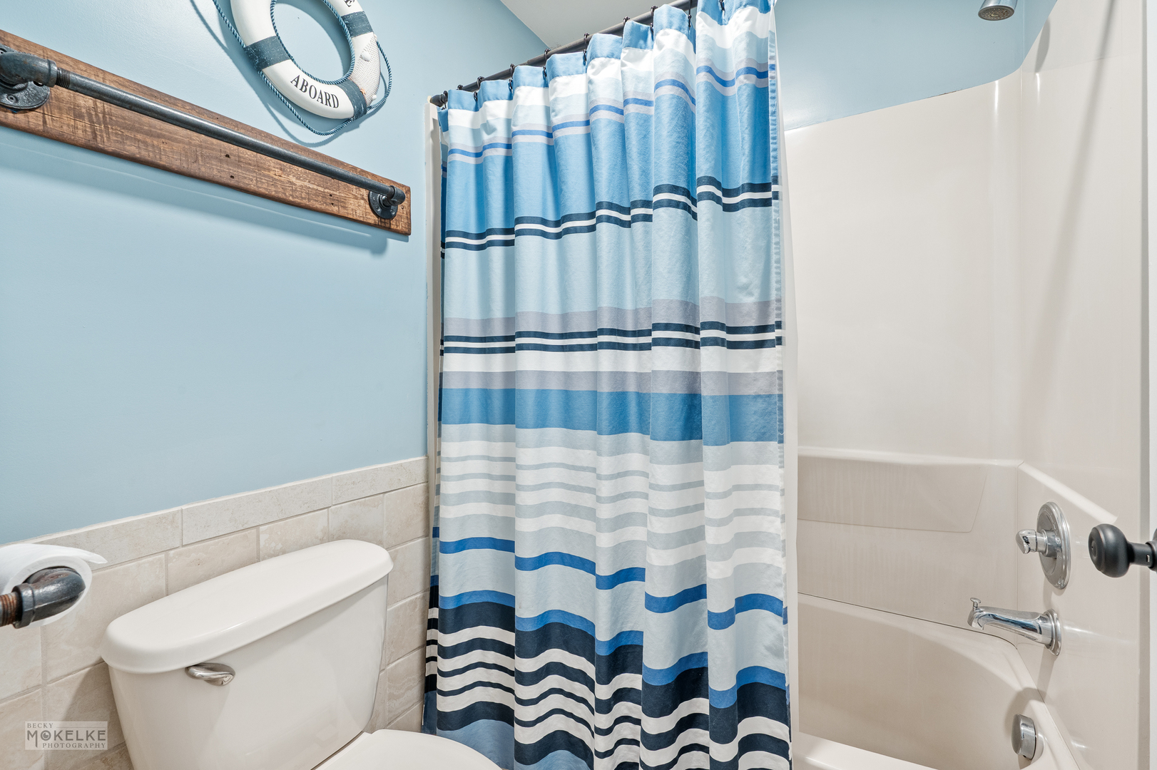 403 Wilton Court, Oswego, IL 60543