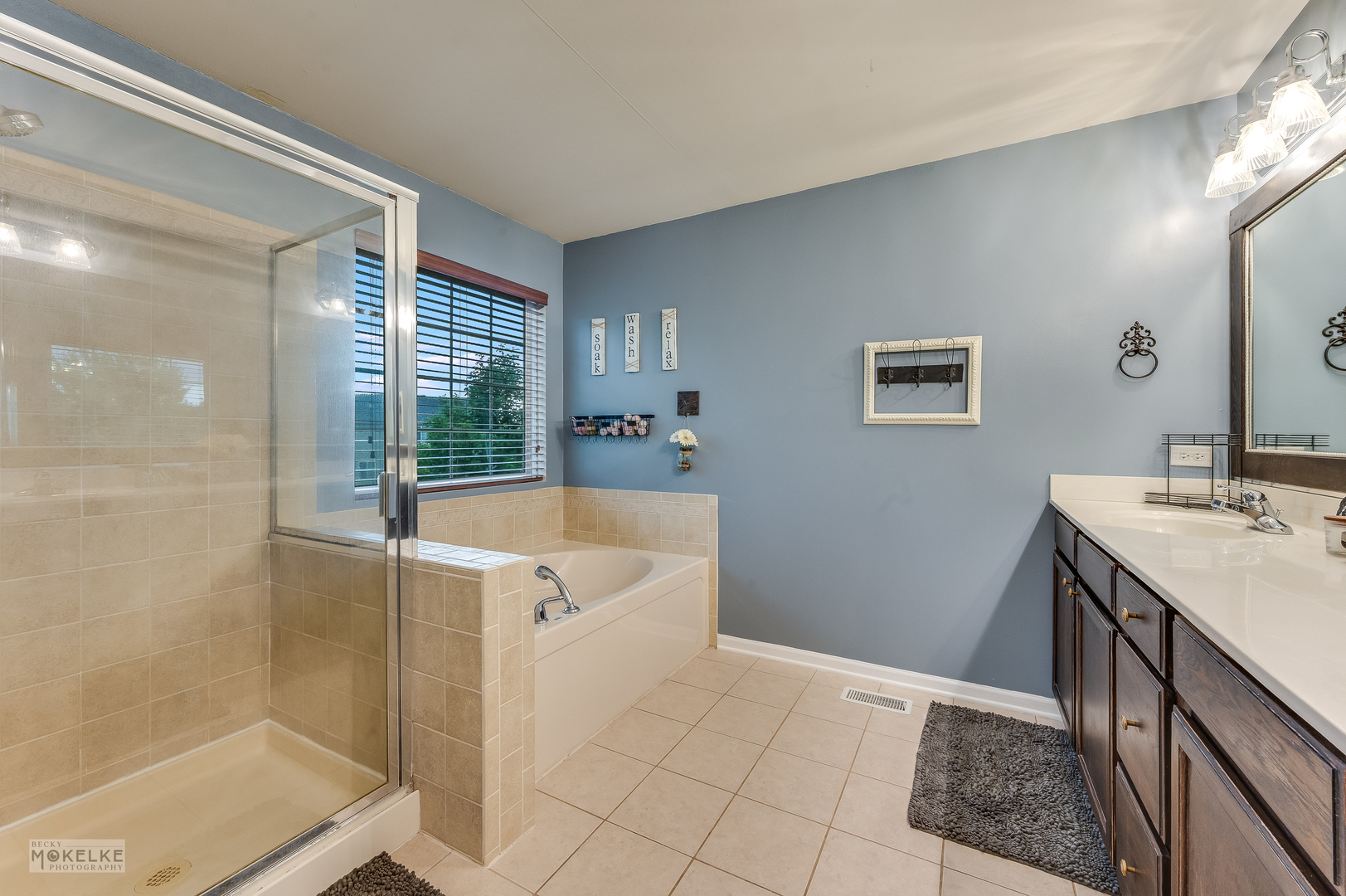 403 Wilton Court, Oswego, IL 60543