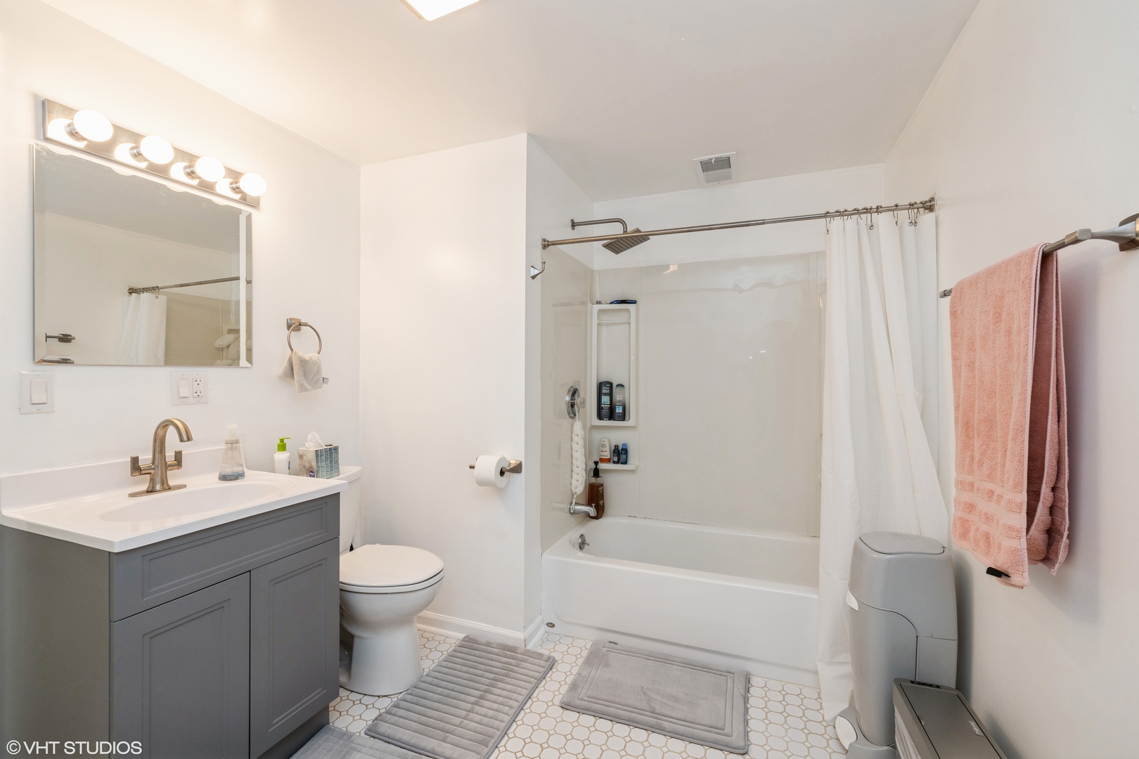 7517 Main Street, Darien, IL 60561