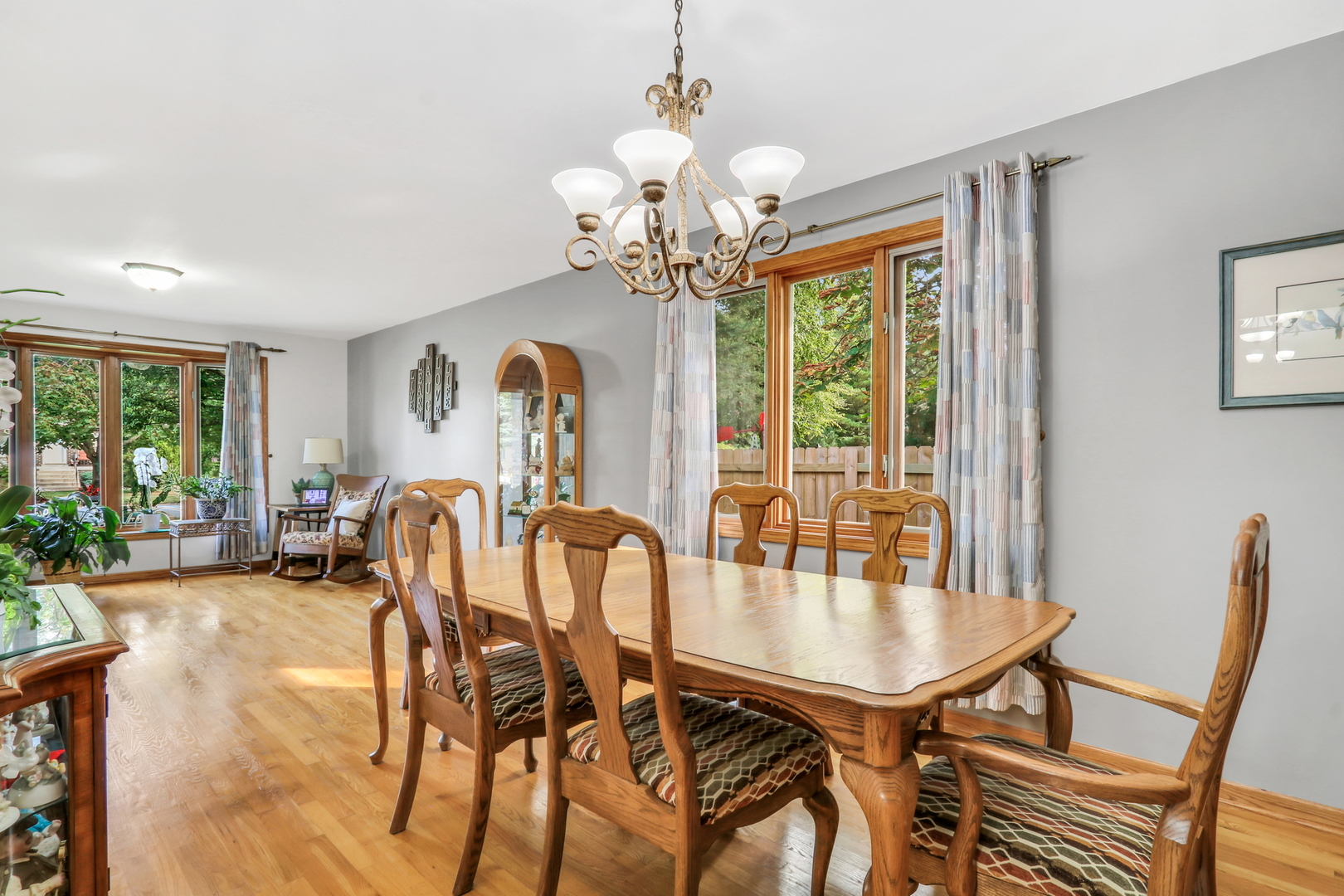 8528 Lorel Avenue, Burbank, IL 60459