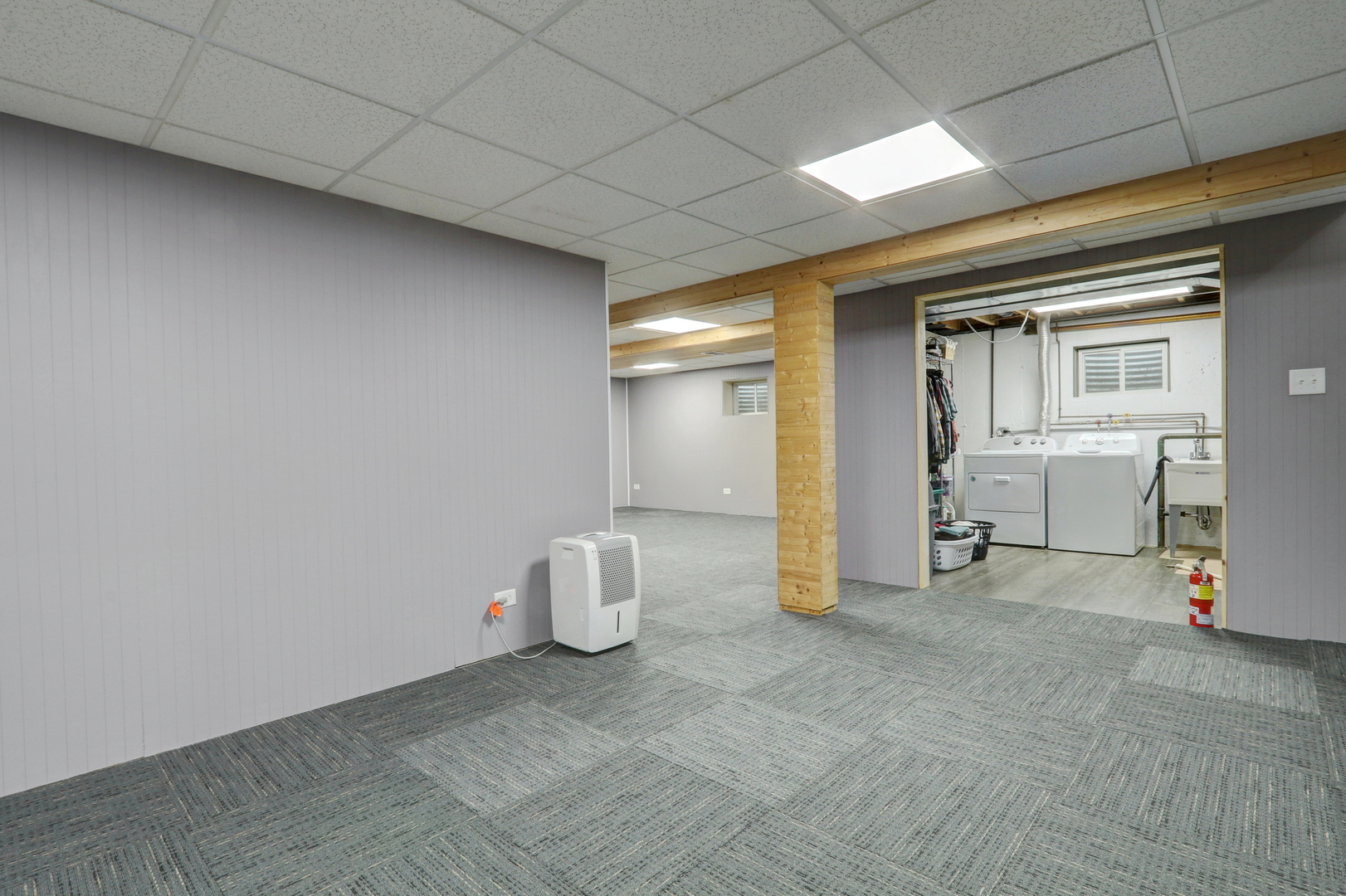 8528 Lorel Avenue, Burbank, IL 60459