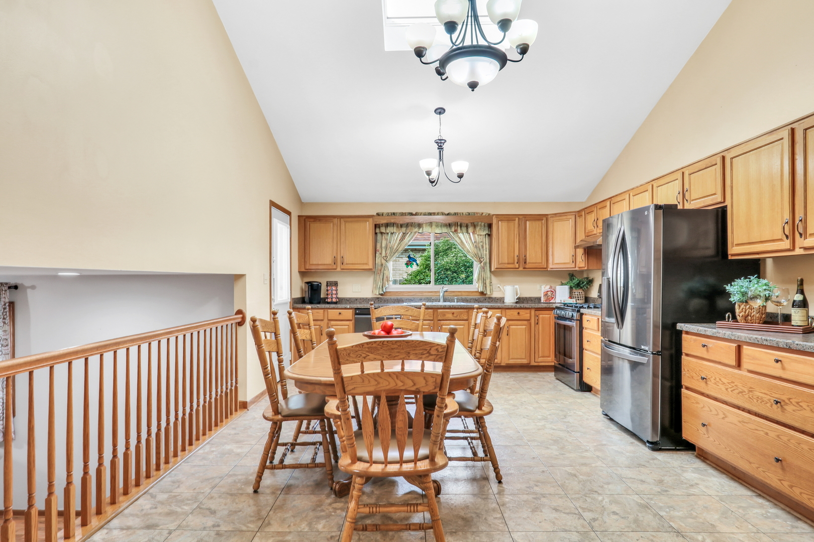 8528 Lorel Avenue, Burbank, IL 60459