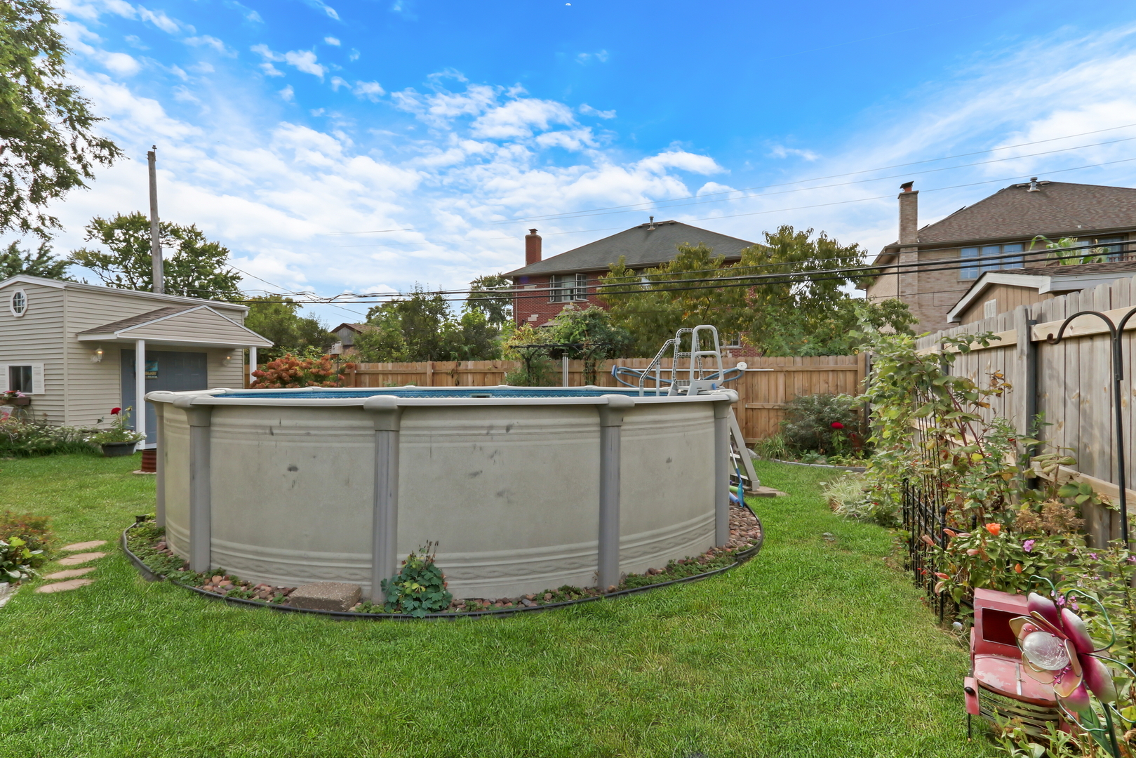 8528 Lorel Avenue, Burbank, IL 60459