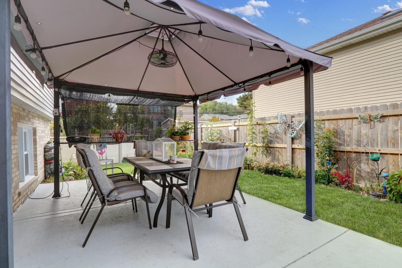 8528 Lorel Avenue, Burbank, IL 60459