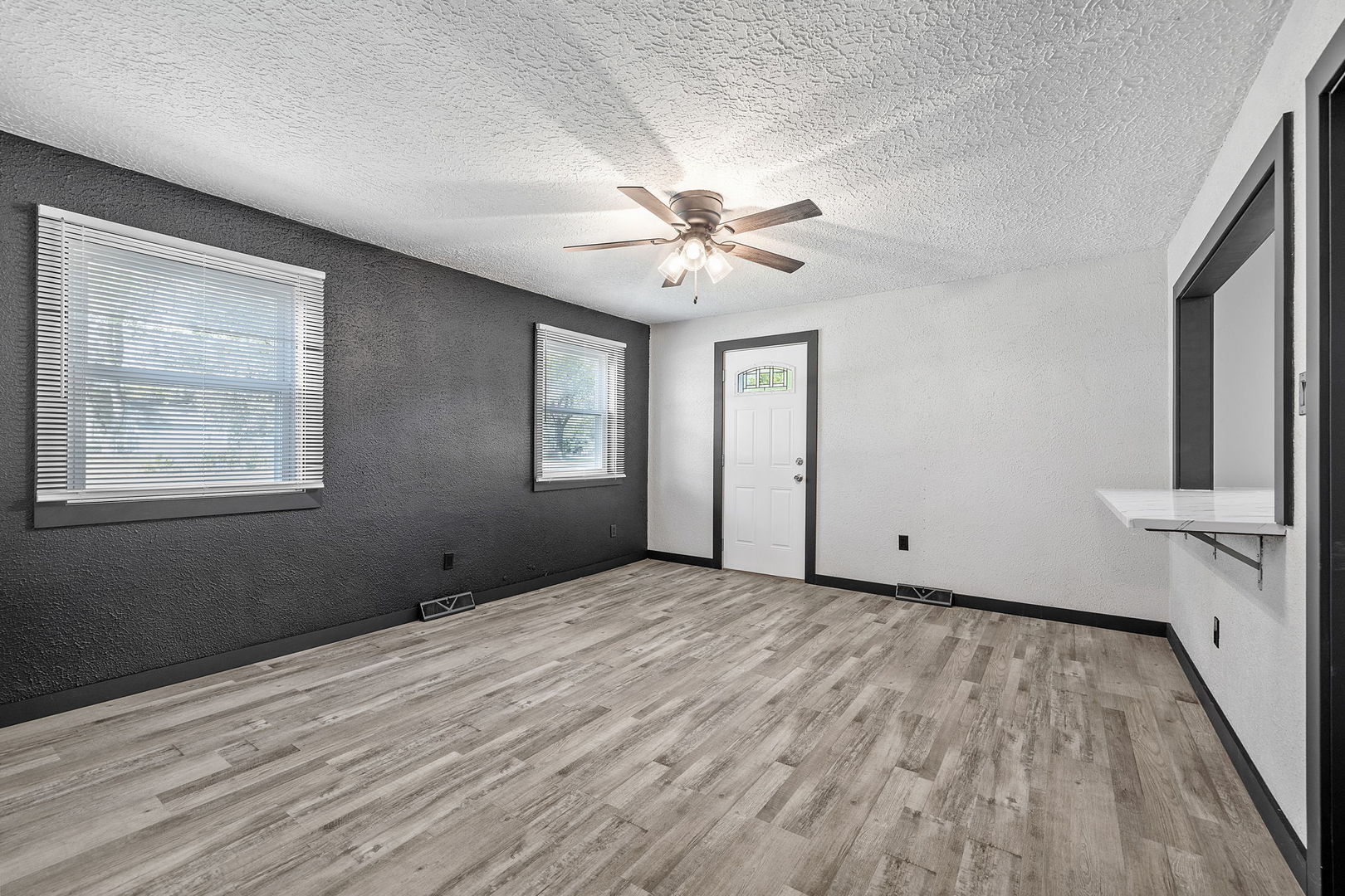 21741 W Grand Avenue, Wilmington, IL 60481