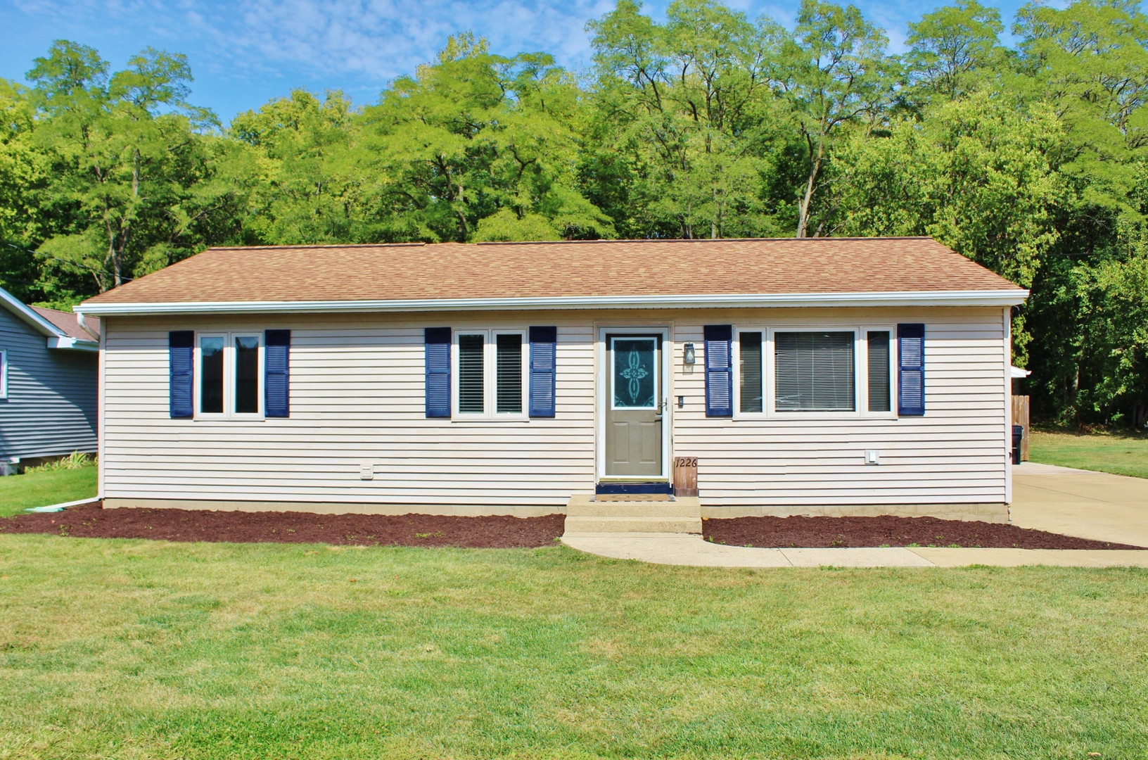 1226 Retz Drive, Ottawa, IL 61350