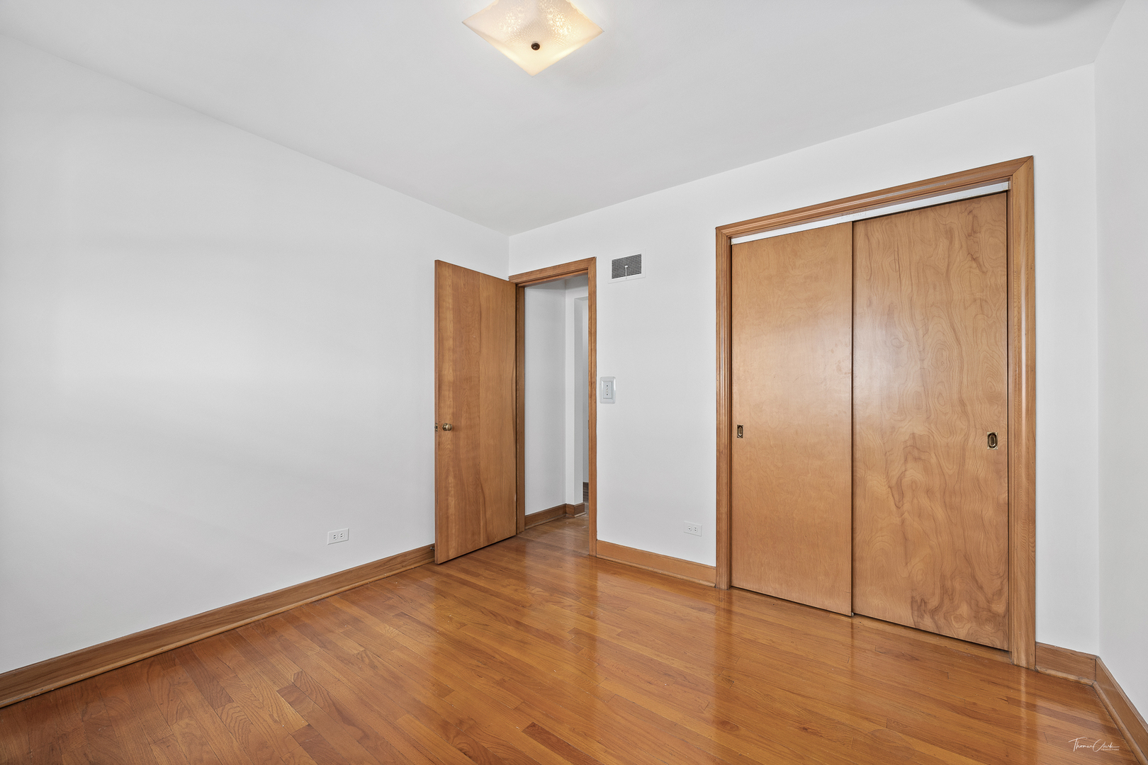 5334 N Melvina Avenue, Chicago, IL 60630