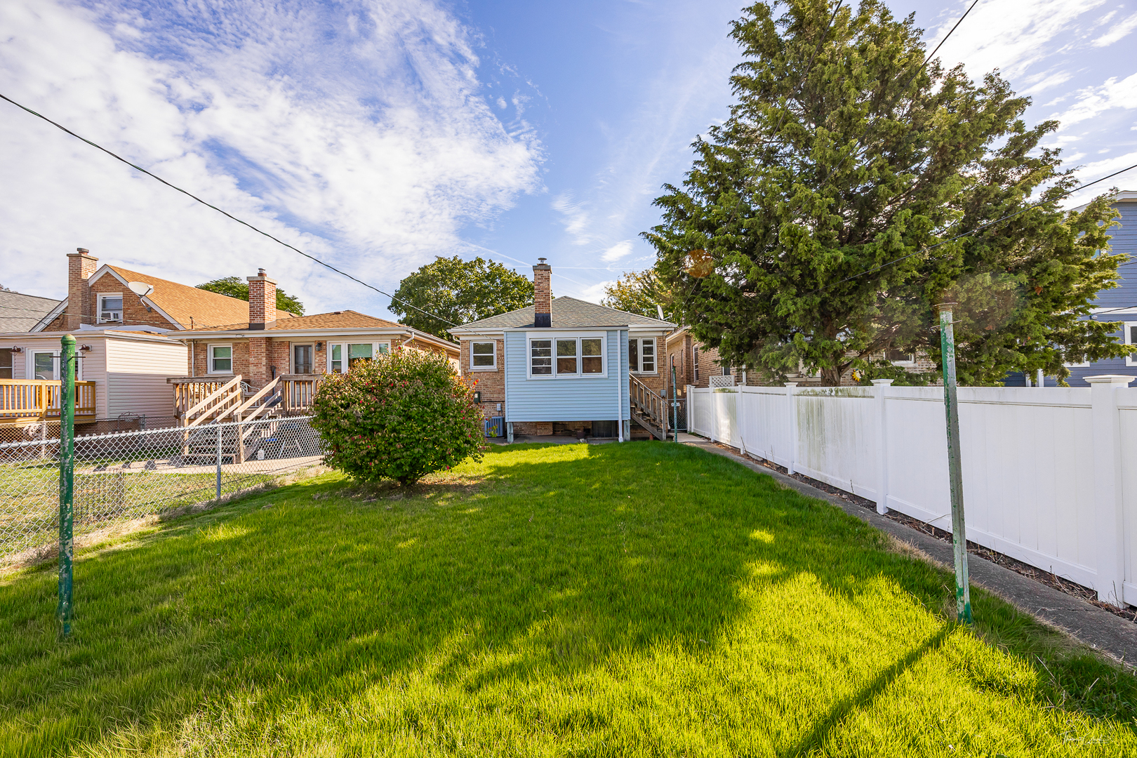 5334 N Melvina Avenue, Chicago, IL 60630