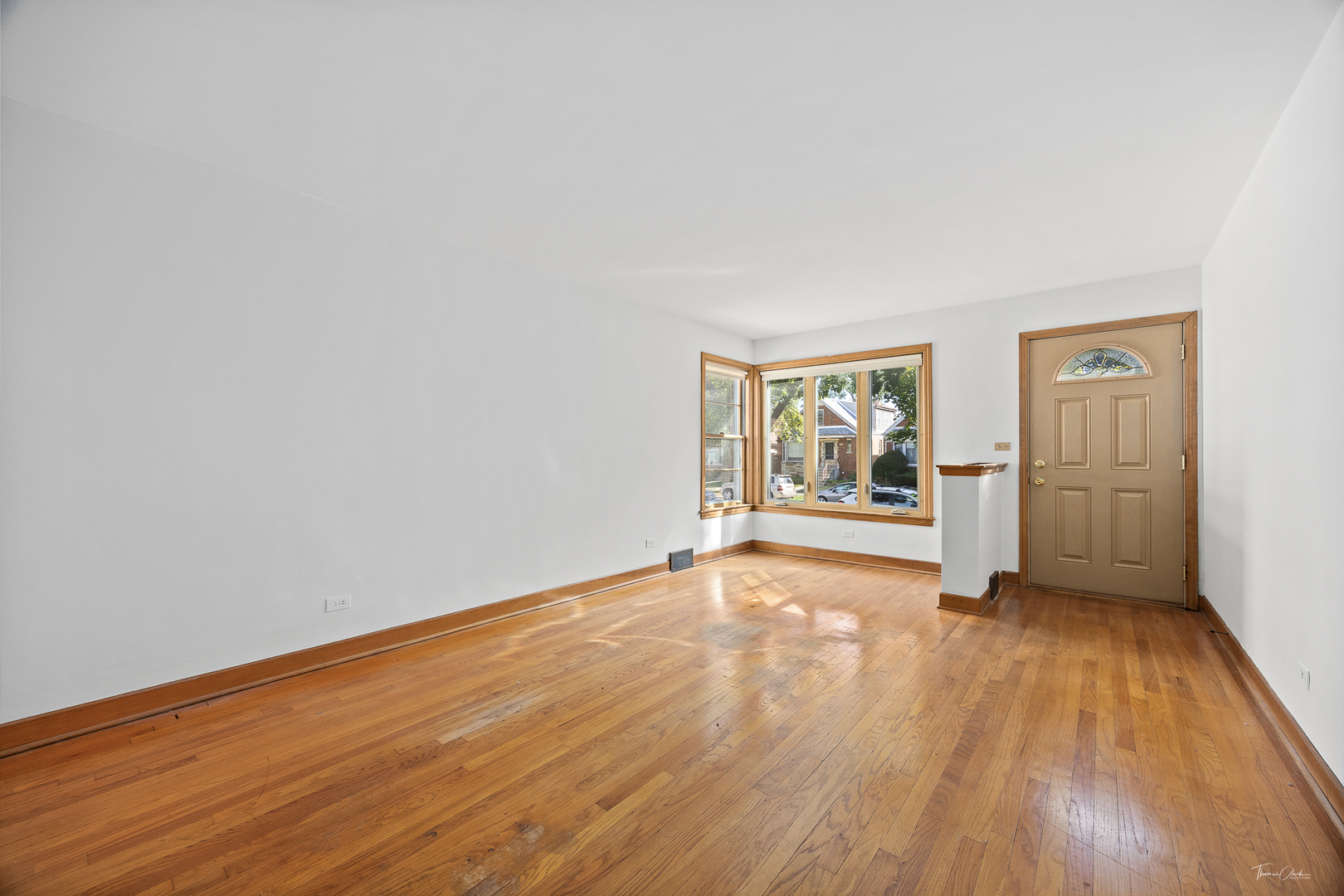 5334 N Melvina Avenue, Chicago, IL 60630
