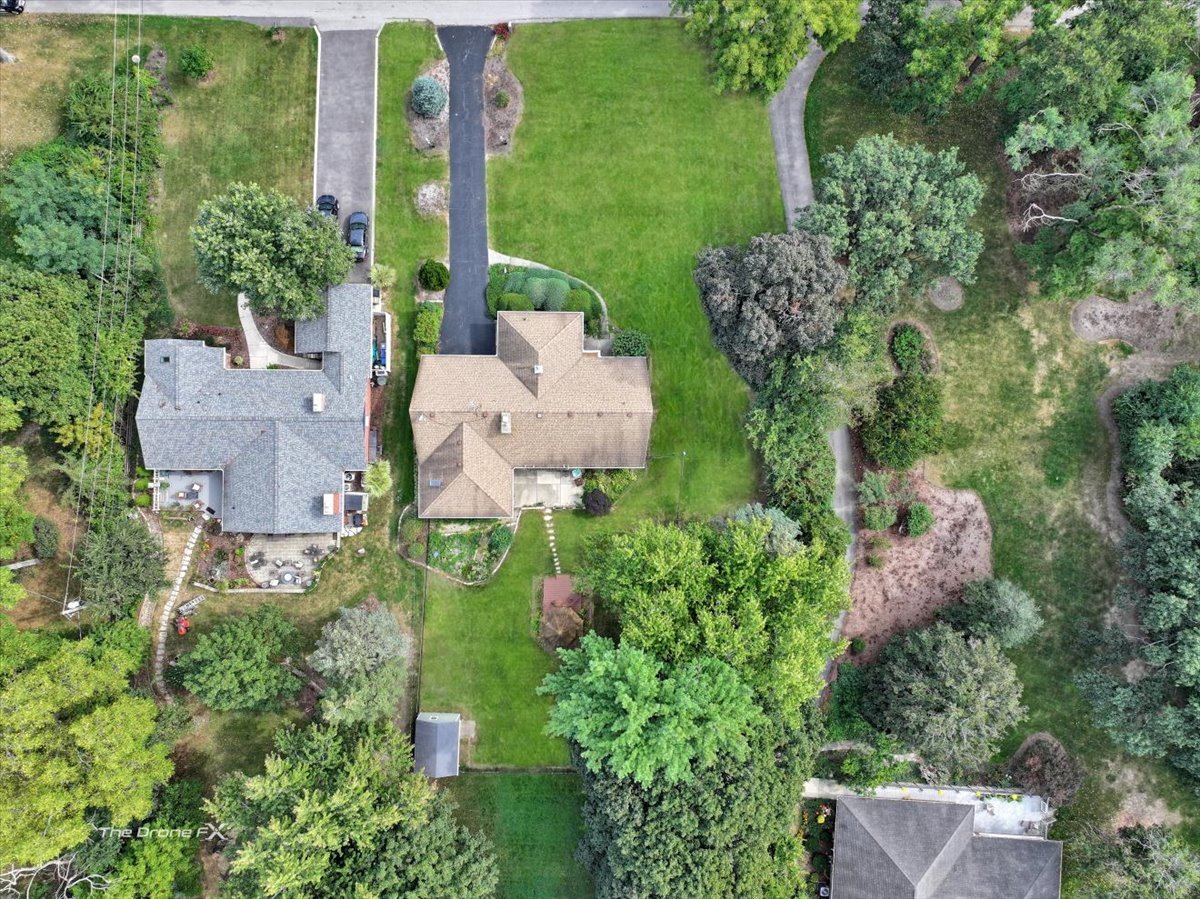 1s526 S Taylor Road, Glen Ellyn, IL 60134