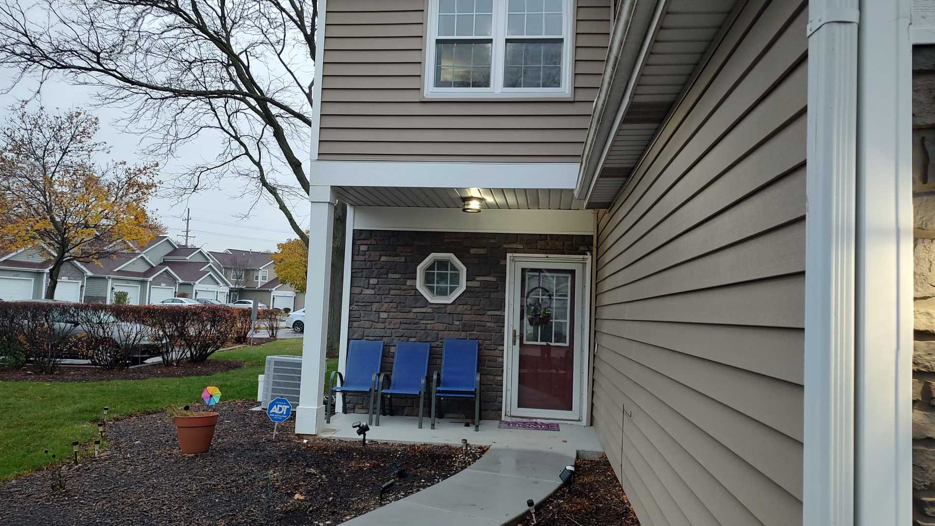 1151 REGENCY Court, Schaumburg, IL 60193